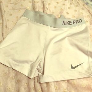 White Nike Pro spandex medium